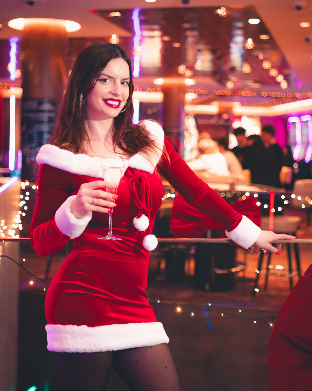 🎄✨ Frohe Festtage aus unserem Casino! ✨🎄

Glamour, Spannung und ein Hauch Weihnachtszauber – genau so fühlt sich Crazy...