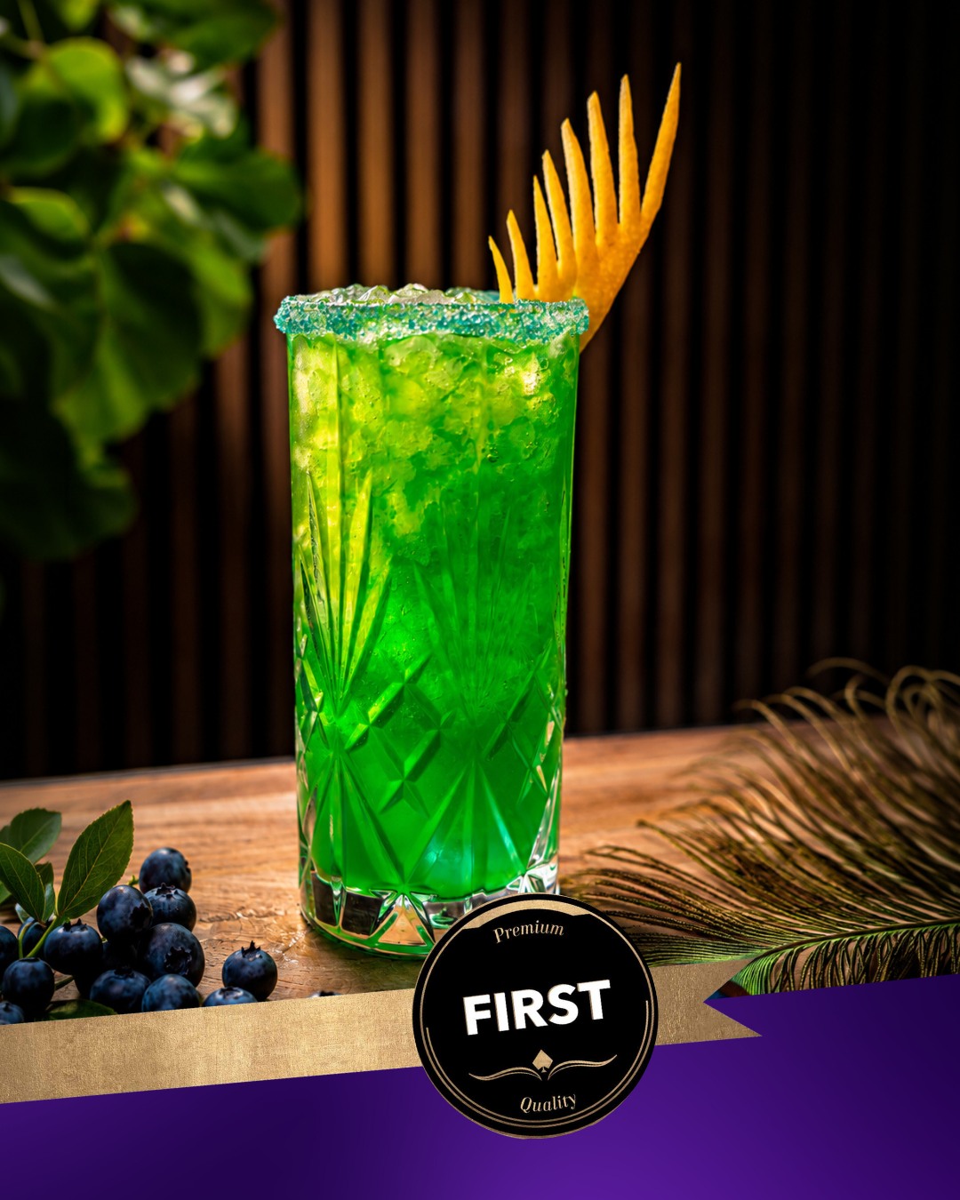 🦚 Cocktail des Monats Juni – Peacock

Farbenprächtig. Exotisch. Unvergesslich.

Inspiriert von der Eleganz des Pfaus...
