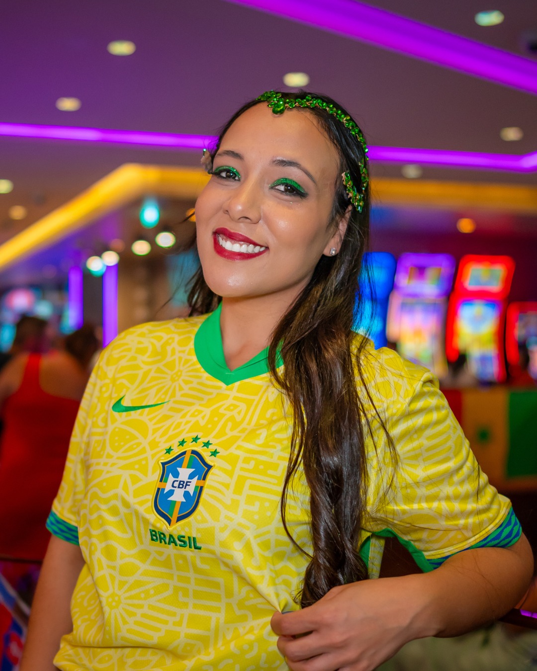 ⚽❤️ WM-Fieber? Bei uns definitiv!

Unsere Ladies waren am Event einfach on fire 🔥 Und Amanda? Ihr Make-up war ein...